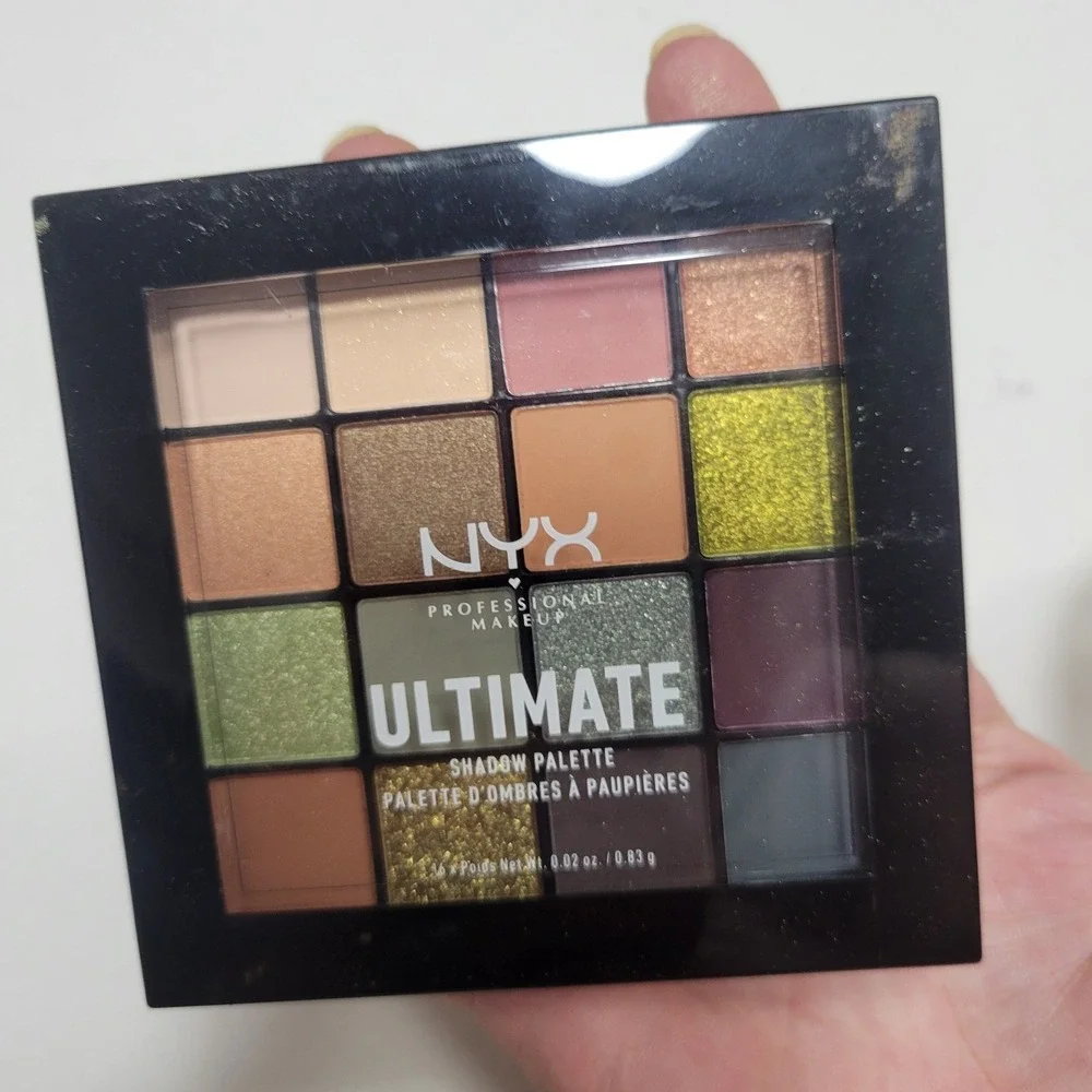 NEW NYX Professional Makeup Ultimate Eyeshadow Palette Utopia 16‎ Colors SEALED